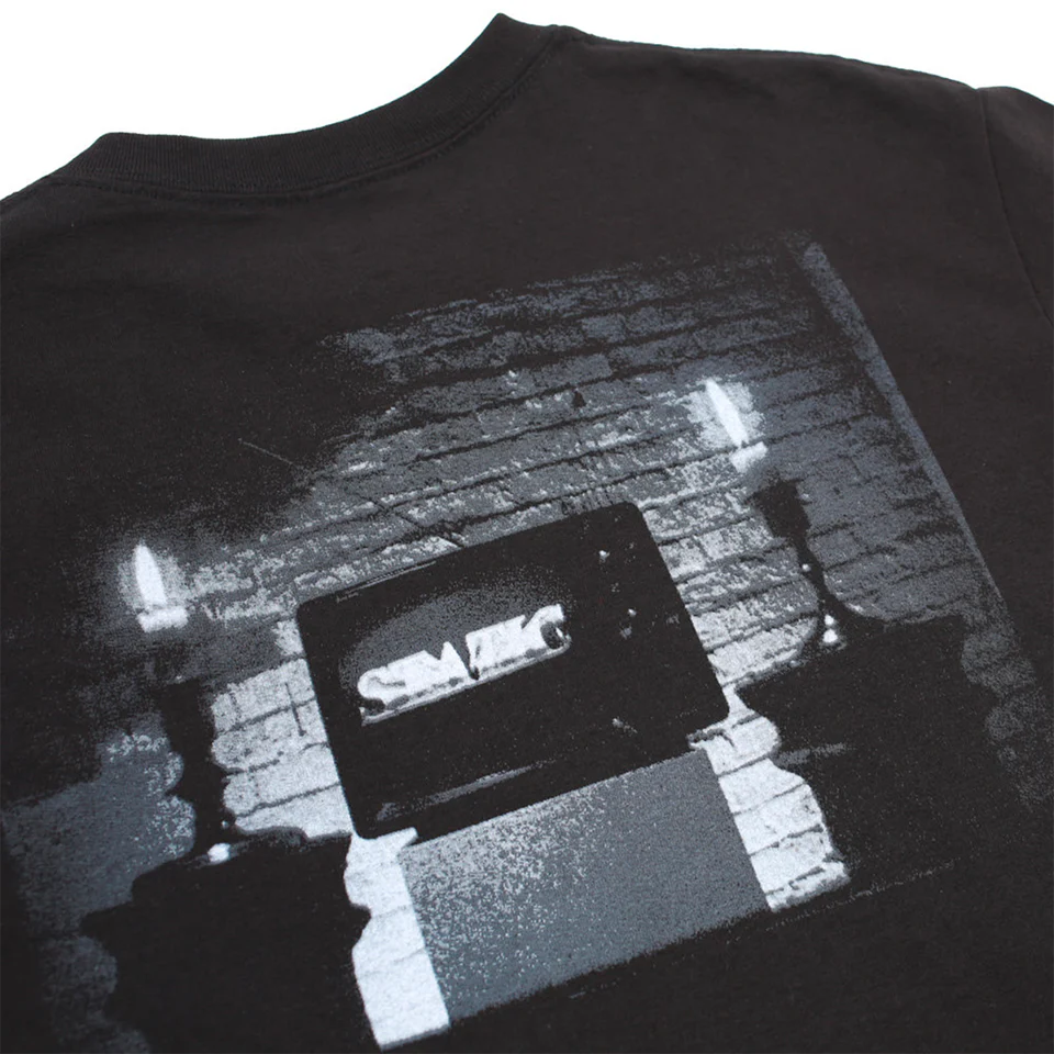 STATIC TUNE IN TEE (BLACK)